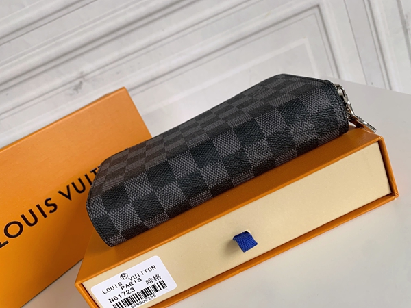 LVコピーウォレット側面デザイン